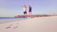 Lokasinya kurang lebih 90 kilo meter, dapat ditempuh 2,5 jam lebih dari Kota Mataram. Letaknya berada di ujung selatan Kabupaten Lombok Timur. Tepatnya di Dusun Temeang, Desa Sekaroh, Kecamatan Jerowaru, Lombok Timur, Nusa Tenggara Barat (Randi Boat/istimewa)  