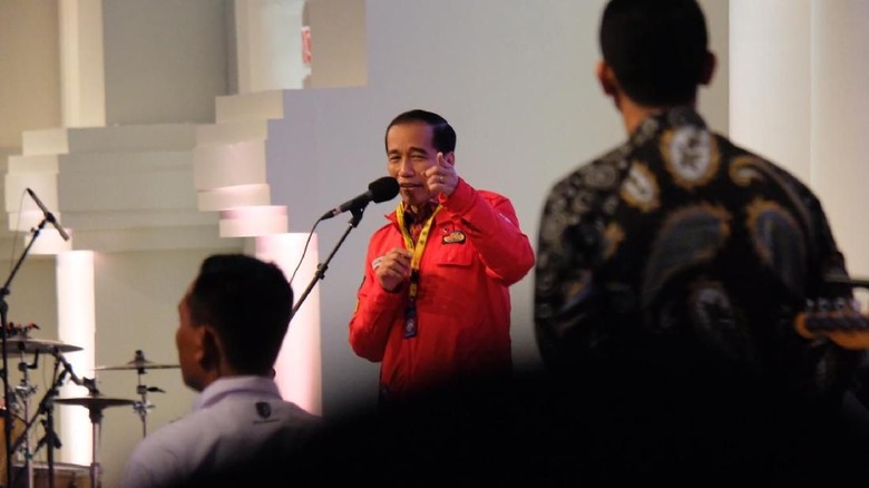 Din Syamsuddin Mundur dari Istana, Jokowi: Lusa Saya Bertemu Beliau Din Syamsuddin Mundur dari Istana, Jokowi: Lusa Saya Bertemu Beliau