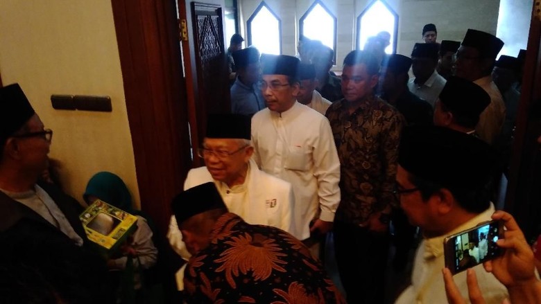 Maruf Amin Resmi Mundur dari Rais Aam PBNU Maruf Amin Resmi Mundur dari Rais Aam PBNU
