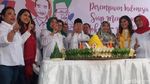 Saat Maruf Amin Diserbu Perempuan Pendukungnya