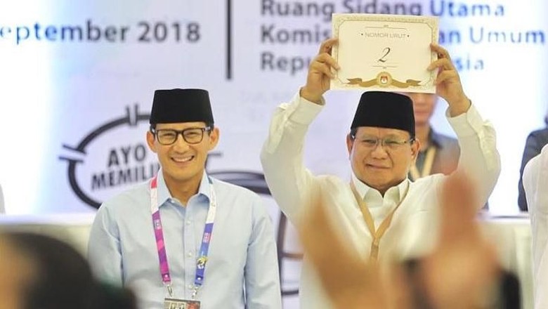 Sandi Klaim Bersaing Ketat dengan Jokowi-Amin di Survei Internal Sandi Klaim Bersaing Ketat dengan Jokowi-Amin di Survei Internal