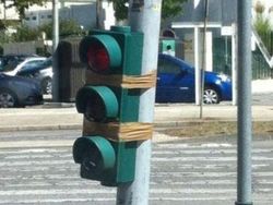 Potret Nyeleneh Life Hack yang Bikin Ngakak