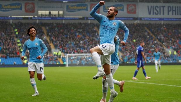 Bernardo Silva mencetak gol kedua Manchester City ke gawang Cardiff. (