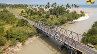 Pembangunan jalan layang dan jembatan di Indonesia masih dominan menggunakan konstruksi beton seperti pembangunan Jalan Tol Layang Cikampek. Penggunaan konstruksi baja dalam pembangunan jalan layang dan jembatan sangat dimungkinkan jelas Menteri Basuki dalam keterangan tertulis, Sabtu (22/9/2018). Pool/Kementerian PUPR.