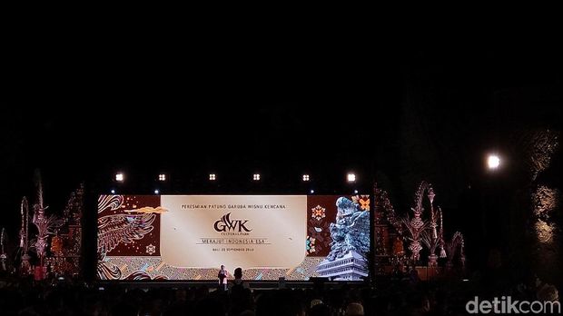 Jokowi Resmikan Patung GWK, Luhut hingga Megawati Hadir