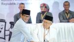 Momen Sandiaga Cium Tangan Maruf Amin di Pengambilan Nomor Urut