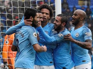 Hasil Liga Inggris: Mahrez Dua Gol, City Bantai Cardiff 5-0