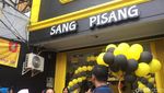 Ada Kaesang dan Fairel di Pembukaan Gerai Sang Pisang di Depok