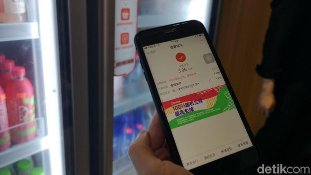 Jajan di Warung Digital, Semua Pakai Ponsel