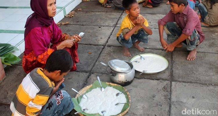 Tradisi Usir Bala dan Arwah Jahat Ala Warga Dompu