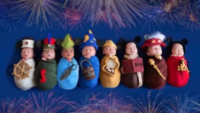 Galeri Foto Bayi Berkostum Mickey Mouse, Menggemaskan Banget!