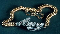 Koleksi Gelang Berlian terjual € 1,7 Juta atau Rp 29,6 miliar (kurs Rp 17.400). Kalung ini dikenakan para bangsawan di kapal Titanic. Istimewa/Catawiki.com