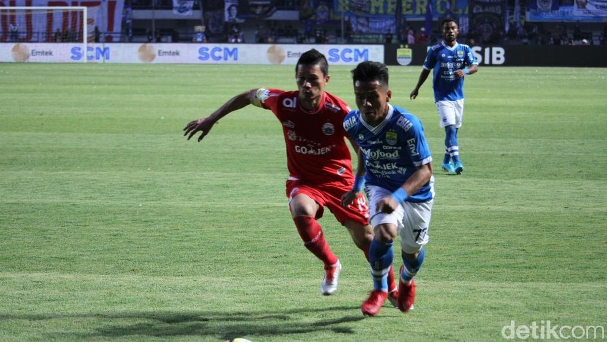 Persib Bandung saat menjamu Persija Jakara di Liga 1 musim lalu. (Foto: Wisma Putra/detikcom)