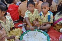 Tradisi Usir Bala dan Arwah Jahat Ala Warga Dompu