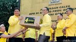 Awali Masa Kampanye, Airlangga Lepas Caleg Se-Indonesia