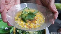Gabung Komunitas, Tiara dan Verry Cicip Pasta Saus Duren hingga Kulineran di Gang Tai