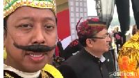 Rommy sempat membuat vlog dari panggung deklarasi Kampanye Damai 2019. Di sebelahnya ada Sekjen Partai Berkarya Priyo Budi Santoso. Foto: dok. Istimewa