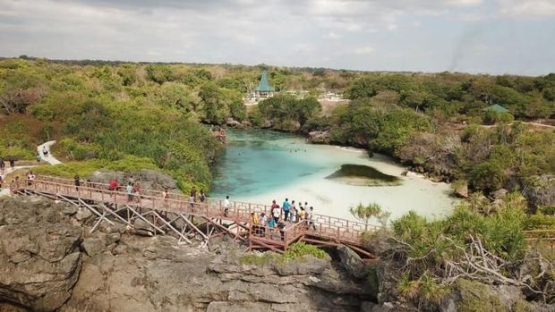 Danau Weekuri di Sumba