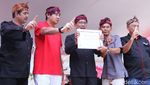 Momen Ridwan Kamil Kampanyekan Jokowi-Amin Bersama Seniman