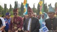 Acara ini sempat diwarnai aksi walk out Ketum Demokrat Susilo Bambang Yudhoyono (SBY). Dia meninggalkan kegiatan tersebut usai pembukaan karena merasa ada provokasi dari sejumlah oknum yang mengenakan kaos relawan pendukung Jokowi (Foto: Fida/detikcom)