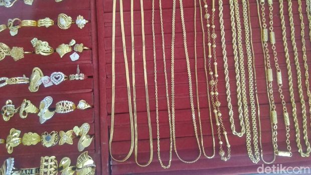 Masuk Musim Nikah, Warga Ramai-ramai Berburu Emas di Makassar