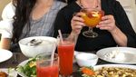 10 Foto Ini Bukti Kalau Meriam Bellina Doyan Makan!
