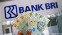 Kepala Kanwil BRI Papua, I Wayan Nasta, mengatakan keberadaan mesin ATM serta money changer di Skouw bersamaan dengan pembaharuan besar-besaran PLBN Skouw yang menjadi wajah Indonesia.
