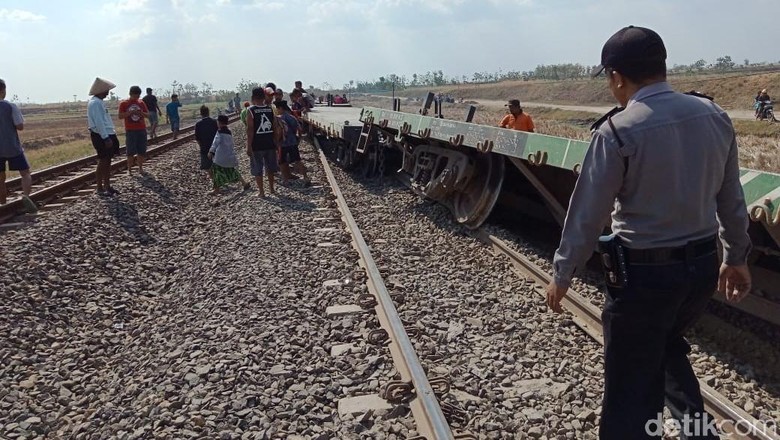 KA Barang Tergelincir di Grobogan, Jalur Lintasan Tetap Normal KA Barang Tergelincir di Grobogan, Jalur Lintasan Tetap Normal