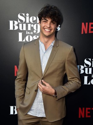 Noah Centineo, Rambo Zaman Now