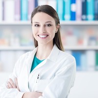 Sementara wanita di urutan lima, diisi profesi apoteker. Foto: dok. IStock