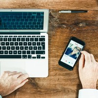 Tinder merilis hasil survei profesi apa yang paling banyak di-swipe kanan oleh para pengguna aplikasi kencan online tersebut di 2018. Dikutip dari Aol, ini lima pekerjaan paling populer di Tinder bagi pria dan wanita. Foto: dok. IStock