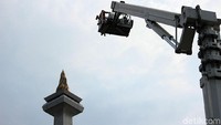 Rasanya seperti dapat menyentuh puncak Monas secara langsung (Randy/detikTravel)  