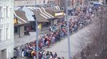 Foto: Pertama Kali McDonalds Buka di Rusia