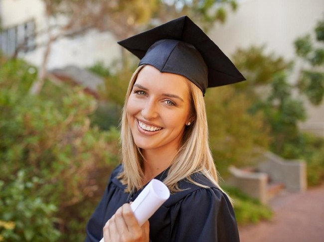 Hasil nomor empat bagi wanita ini cukup mengejutkan. Wanita yang baru lulus kuliah ternyata juga cukup populer. Foto: dok. IStock