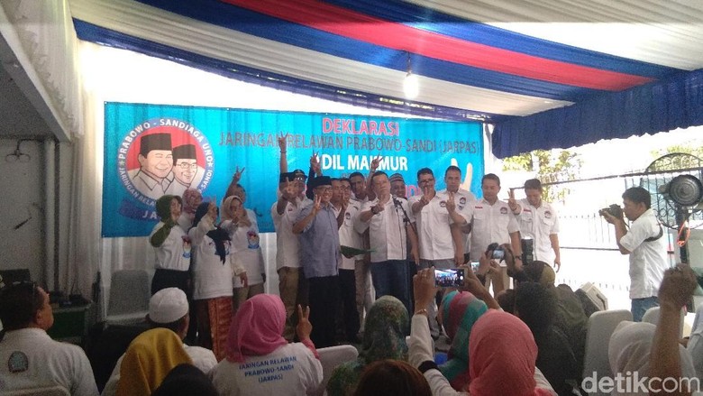Relawan Jarpras Deklarasi Dukung Prabowo-Sandiaga Relawan Jarpras Deklarasi Dukung Prabowo-Sandiaga