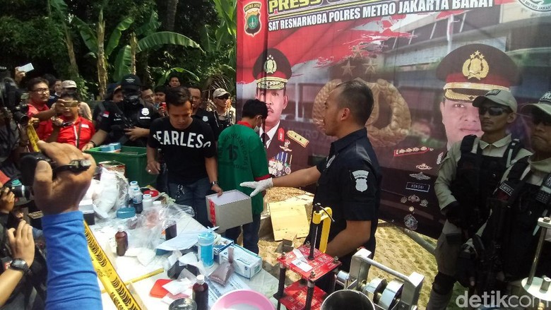 Ekstasi yang Diproduksi di Pabrik Cibinong Jenis Langka