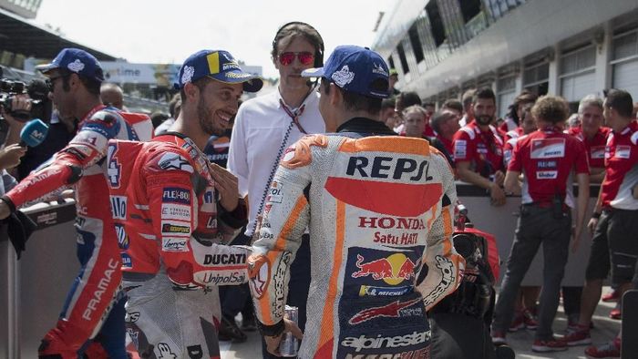 Andrea Dovizioso menyerah mengejar perolehan poin Marc Marquez (Mirco Lazzari gp/Getty Images) Andrea Dovizioso menyerah mengejar perolehan poin Marc Marquez (Mirco Lazzari gp/Getty Images)