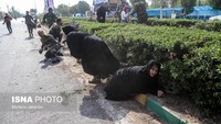 Presiden Iran Hassan Rouhani pun buka suara, ia pun mengancam para penyerang di Parade Militer Iran akan mendapatkan balasan darinya. Rouhani menuding para penyerang tersebut adalah tentara bayaran asing yang didukung oleh Amerika Serikat. ISNA Photo/via Reuters.