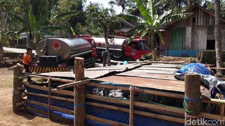 BPBD Kabupaten Semarang Kehabisan Stok Air Bersih untuk Droping BPBD Kabupaten Semarang Kehabisan Stok Air Bersih untuk Droping