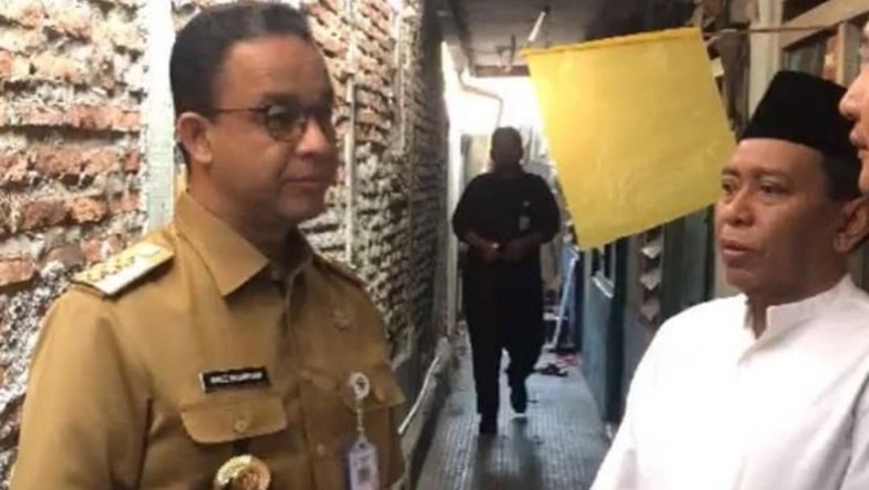 Anies Minta Polisi Tindak Tegas Pelaku Pengeroyokan Suporter Persija Anies Minta Polisi Tindak Tegas Pelaku Pengeroyokan Suporter Persija