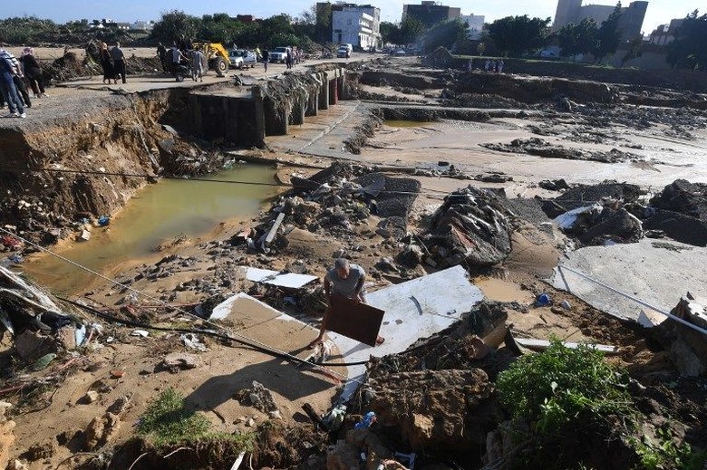Banjir Bandang di Tunisia Tewaskan 5 Orang Banjir Bandang di Tunisia Tewaskan 5 Orang