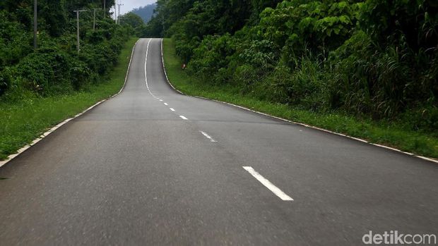 Menjajal Aspal Mulus Menuju Perbatasan RI-Papua Nugini