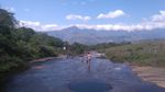 Potret Sungai Jacuzzi Alami di Kolombia