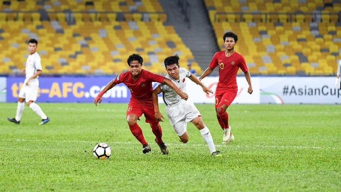 Timnas Indonesia bermain seri 1-1 lawan Vietnam di Piala Asia U-16 2018 (Foto: Adam Aidil Padali/AFC) Timnas Indonesia bermain seri 1-1 lawan Vietnam di Piala Asia U-16 2018 (Foto: Adam Aidil Padali/AFC)
