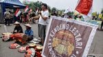 Potret Petani Kendeng Unjuk Rasa di Depan Istana