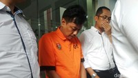 Tak banyak kata yang diucapkan komika yang selalu membawa guitar itu. Hanif Hawari/detikcom