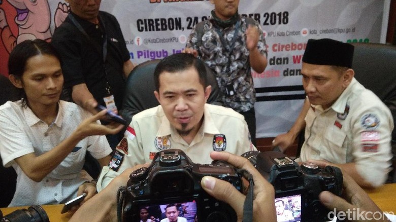 Rekapitulasi KPU, Petahana Menang PSU Pilwalkot Cirebon Rekapitulasi KPU, Petahana Menang PSU Pilwalkot Cirebon