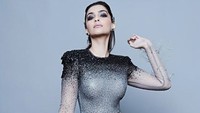 Banyak yang jatuh hati kepada wajah cantik dan tubuh seksinya. Dok. Instagram/sonamkapoor