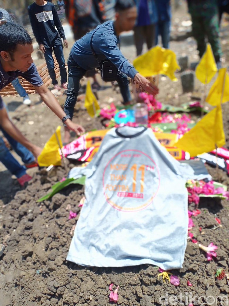 Sweeping Oknum Bobotoh Pemicu Pengeroyokan Haringga hingga Tewas Sweeping Oknum Bobotoh Pemicu Pengeroyokan Haringga hingga Tewas