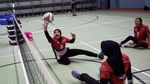 Melihat Timnas Voli Duduk Berlatih